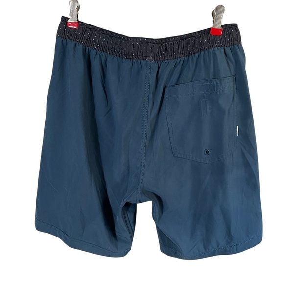 VUORI Kore Short in Light Deep Sea V302 - Picture 4 of 12